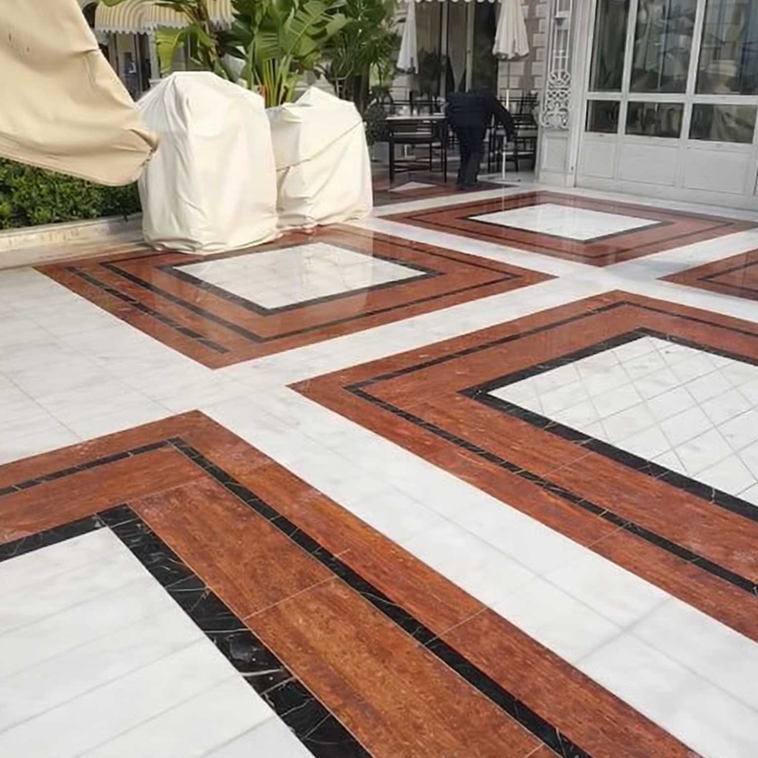 Nettoyage de terrasse d'hôtel